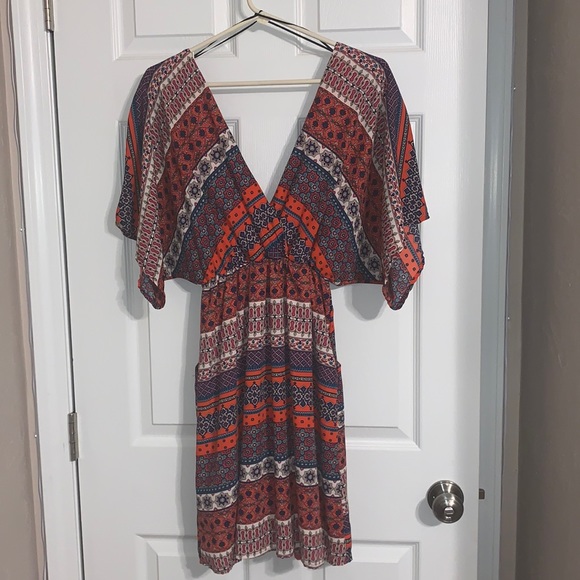 Francesca’s Printed Dress - Picture 4 of 7